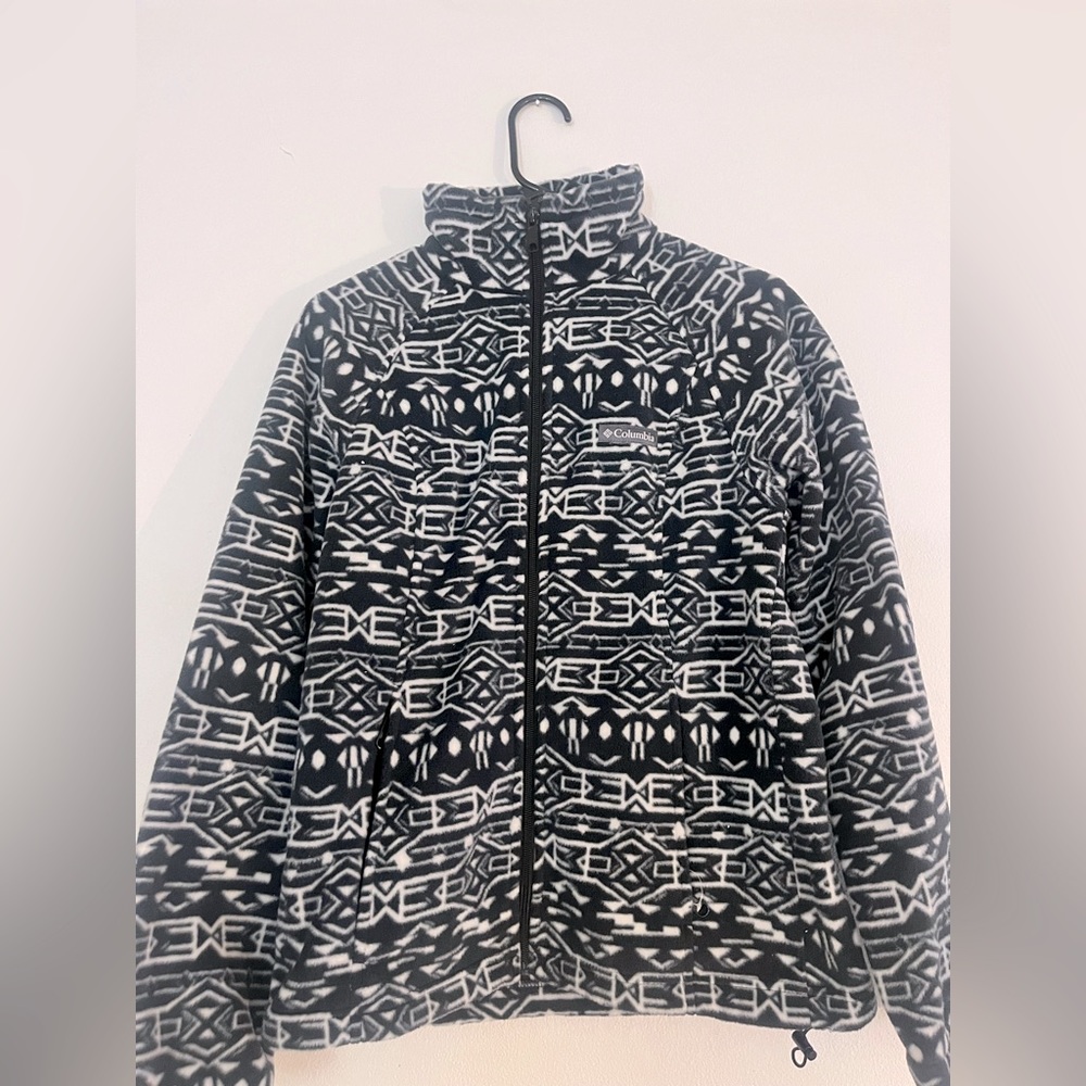 No longer my size! Medium, Columbia fleece zip up (runs a little small)